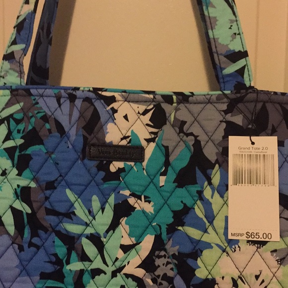 💙NWT Vera Bradley Tote💙 - Picture 2 of 8